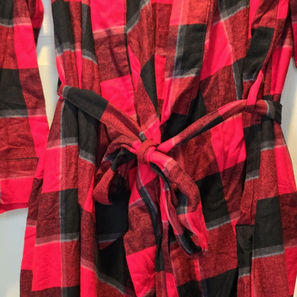 🎄 STARS ABOVE Perfectly Cozy Buffalo Check Flannel Robe in Red Size XL/XXL NEW - Picture 3 of 7